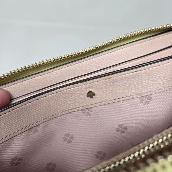 KATE SPADE Pre-Loved Light Lime Green Zipper Top Wallet - Picture 9 of 16